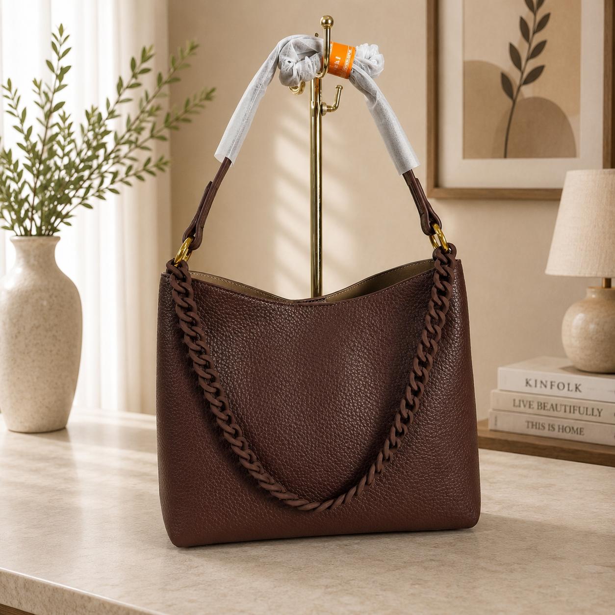 Nova Chain Bag